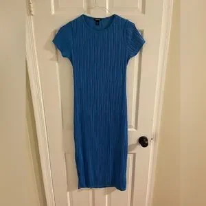 boohoo blue maternity dress Baby Blue Maternity Cotton Poplin Shirred Maxi Dress